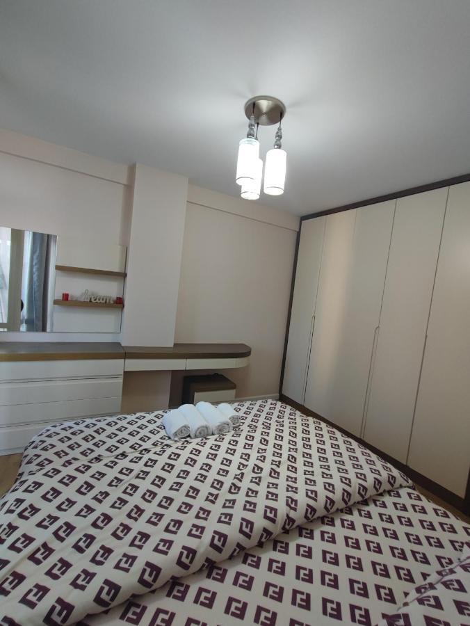 Tirana New Bazaar-Apartment 1 Buitenkant foto